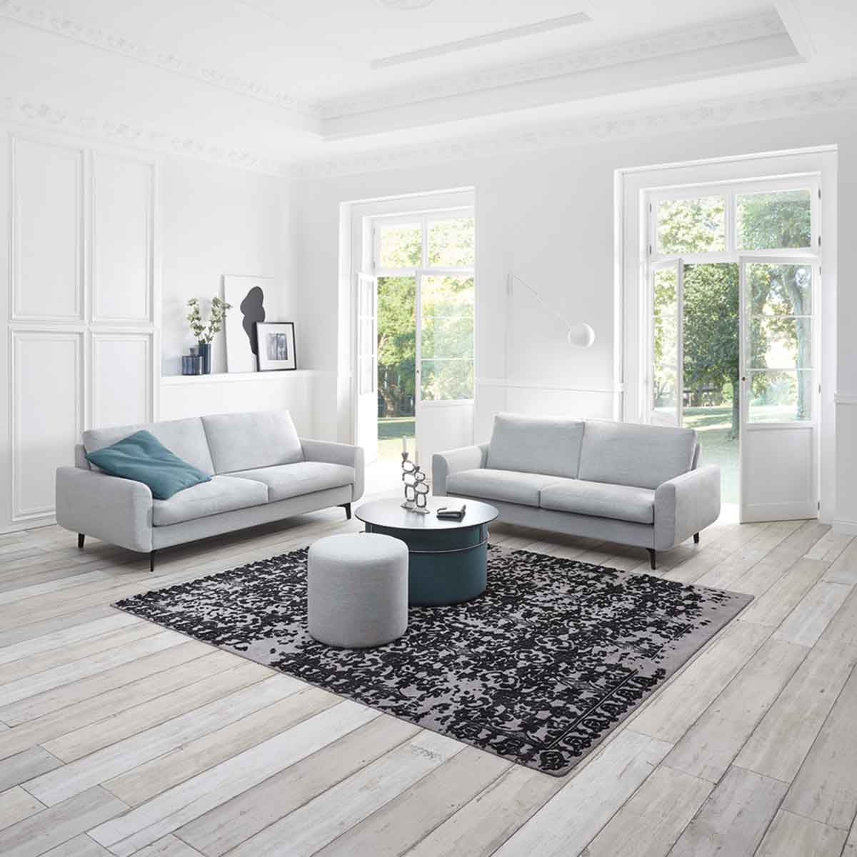 CL830 2,5-Sitzer in Stoff grau-hell