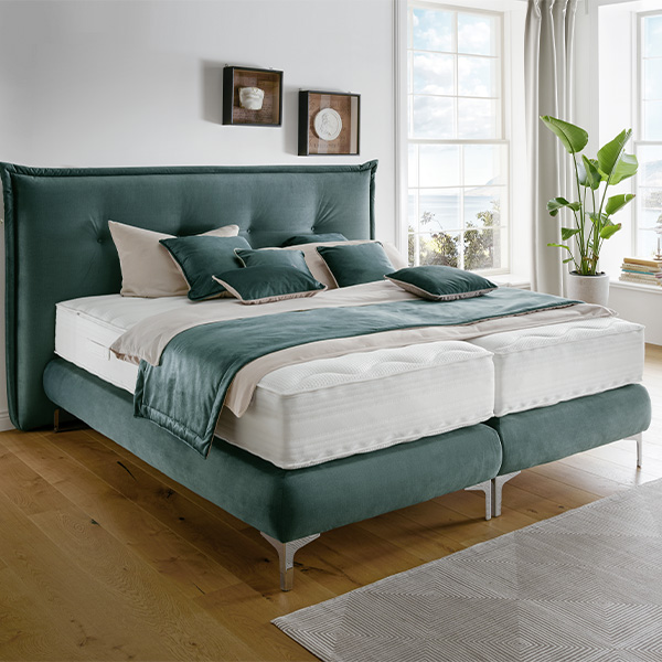 Boxspringbett in Bezug Stoff petrol