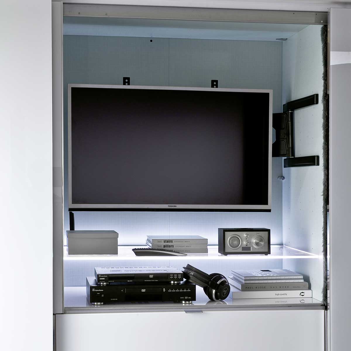 Schwebetürenschrank 3-türig in Alpinweiß