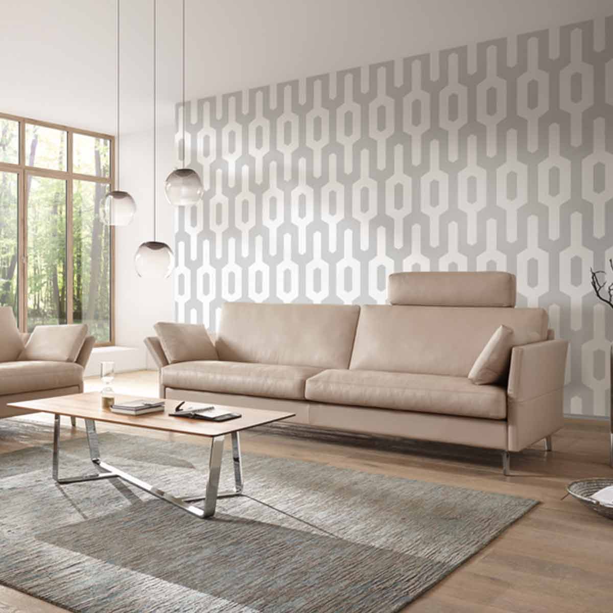 Sofa  2,5-Sitzer in Leder pearl, inkl. Kopfstütze und Armlehnkissen
